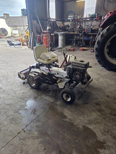 Petrol lawn mower self - petrol,