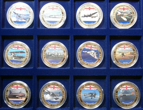 Commemorative medallions x12 - ,