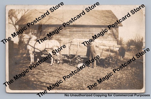 Farm man chain wheel - man, horse