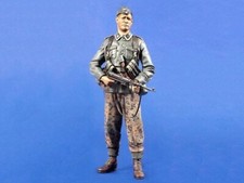 Verlinden 590 200mm scale - verlinden,
