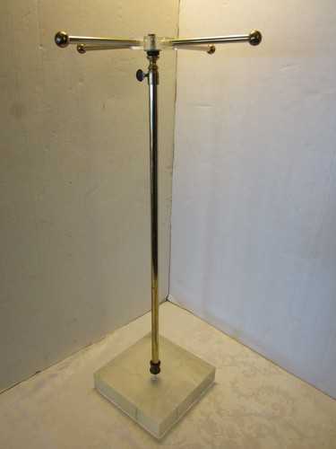 Vintage towel stand holder