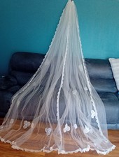 Ivory single tier chapel length veil with comb slide lace edge V21
