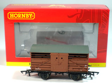 HORNBY 'OO' GAUGE R6826 BR  10