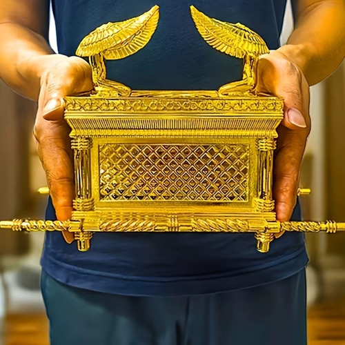 Golden ark covenant figurine - golden,