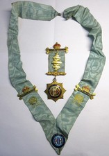 Vintage MASONIC Enamel MEDAL JEWEL & SASH, Roll Of Honour, Otter Lodge no. 880