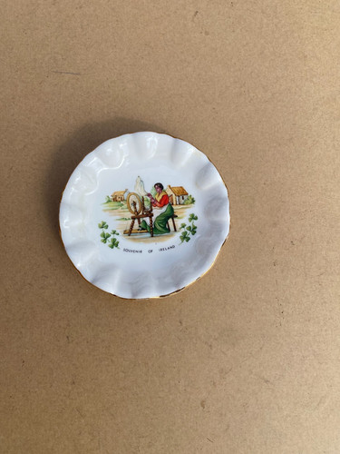 Souvenir ireland pin dish - pin,
