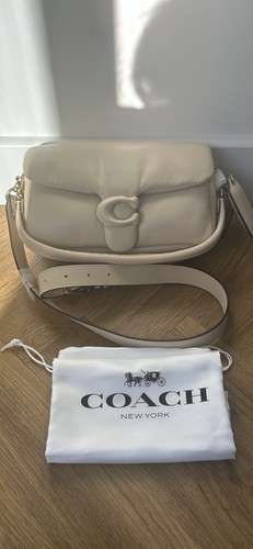Coach pillow tabby - coach, ivory