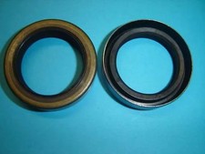 06-5483 PAIR NORTON FORK OIL SEALS  ROADHOLDER  TRITON ETC