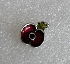 Poppy¹ Remembrance Pin Badge