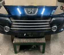 PEUGEOT  307CC  2007 FRONT   BUMPER  IN BLUE.