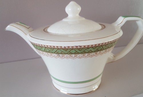 Beautiful vintage devon ware - beautiful,