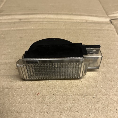 Volkswagen passat door - passat,