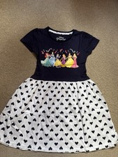 Disney Girls Princesses Dress ? Size 6-7 Years