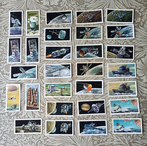 Brooke bond tea cards - cards,