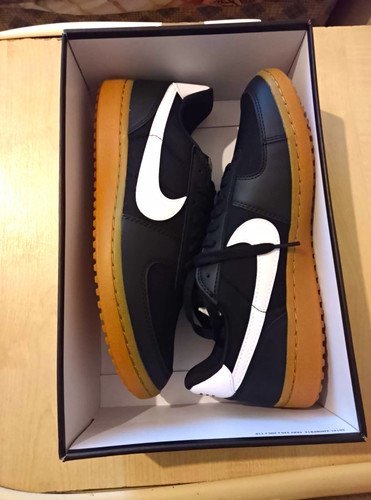 Nike men low - top, lace