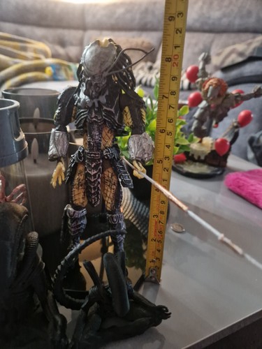 Neca predator requium series - predator,