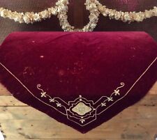 GENUINE ANTIQUE VINTAGE  ECCLESIASTICAL RED VELVET CHURCH ALTAR CLOTH 141x127CM