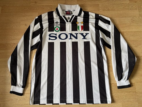Vintage juventus home football - juventus,