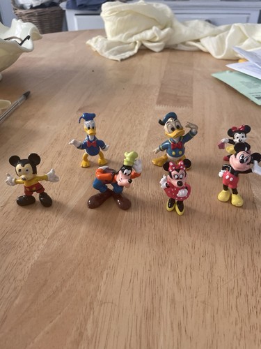 Disney figures mickey - disney,