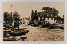 C031000 Dell Quay Near Chichester Valentine RP