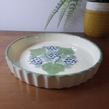 1 x Poole Pottery Vineyard