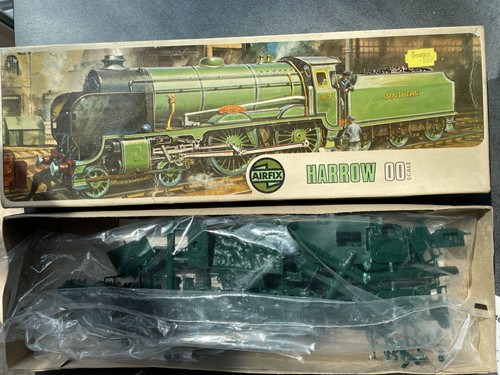 Airfix boxed harrow schools - boxed,