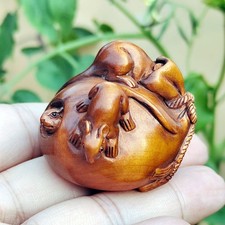 M9043 - 2" Hand Carved Boxwood