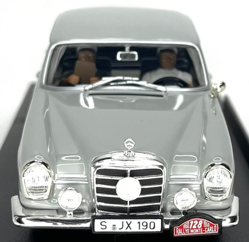 Revell monogram 32 - monogram, 1:32