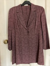 Précis Petite Élégant Flowing Suit With  Long Jacket And Trousers. Size 14 