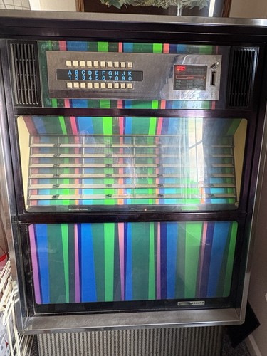 Seeburg vinyl jukebox sb100 - seeburg,