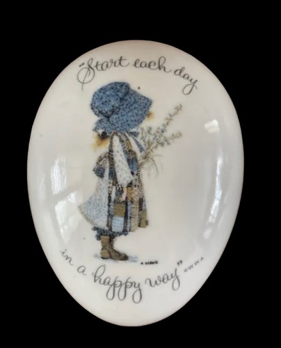 1973 holly hobbie trinket - holly, box