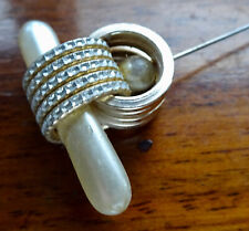 vintage 1950s cream faux pearl bead top gold tone hat pin -E54
