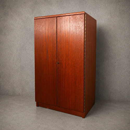Mid century danish - mid, teak
