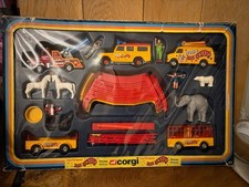 Corgi GS48 Pinders Circus complete set boxed (B17v)