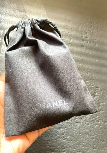 Chanel small drawstring black - chanel,