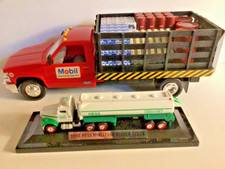 V101--1996 Mobil Oil Truck &