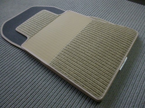 Rips ribbed car - $$$,