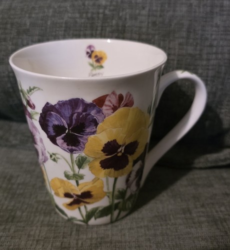 Pansy large fine - pansy, bone
