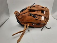 EASTON 8 1/2 Inch BASEBALL GLOVE.  LEATHER GLOVE. Black Magic Series. 