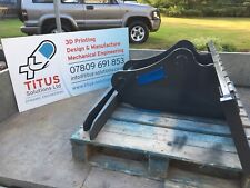 NEW Titus Excavator Digger