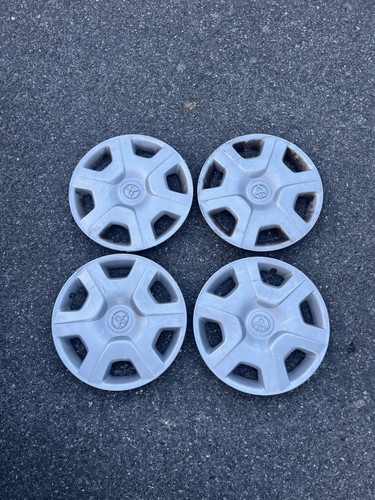 Toyota yaris wheel trims - toyota,