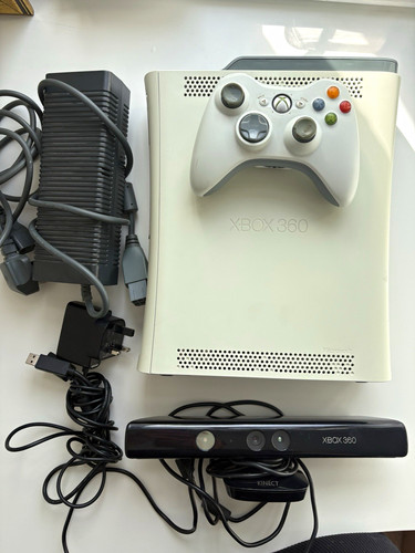Microsoft xbox 360 - white, 60gb
