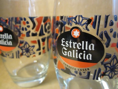 Estrella galicia 2 pint - x,