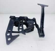 GENUINE MERCEDES S CLASS W221 FRONT BONNET LOCK HOOK P/N A2218800264