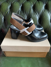 Camper shoes - TWINS - Brand