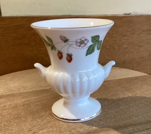 Wedgwood wild strawberry - wedgwood,