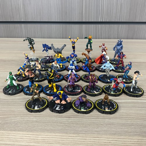 Assorted marvel heroclix - 32,