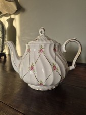 Vintage English Sadler Teapot