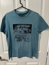 Levi’s T-Shirt On The Road