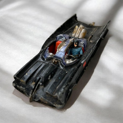 1973 batmobile corgi - batmobile, #267